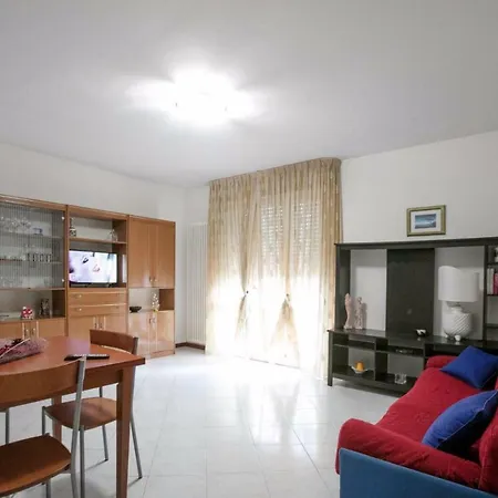 Condominio Girasoli * Viareggio